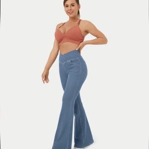 NWT  High Waisted Crossover Pocket Washed Stretchy Knit Casual Super Flare Jeans